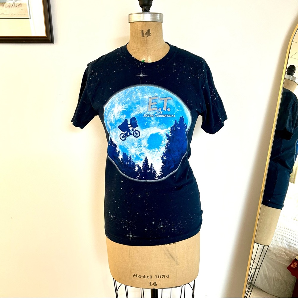 Universal Studios ET Navy & Blue Graphic Logo Tee Sz S EUC